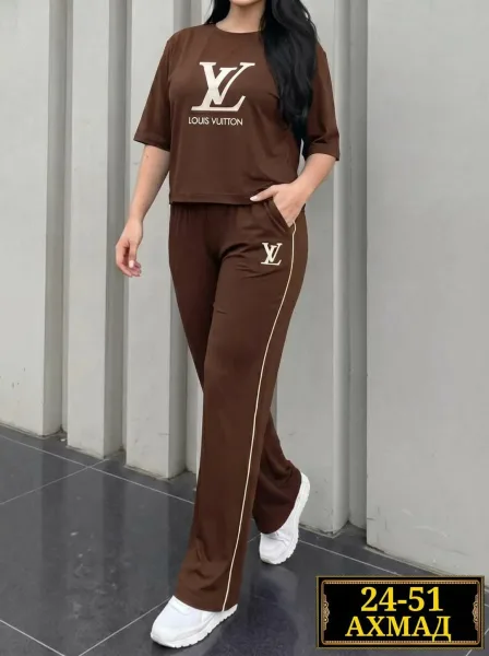 Костюм двойка из трикотажа бренда LOUIS VUITTON — фото 24