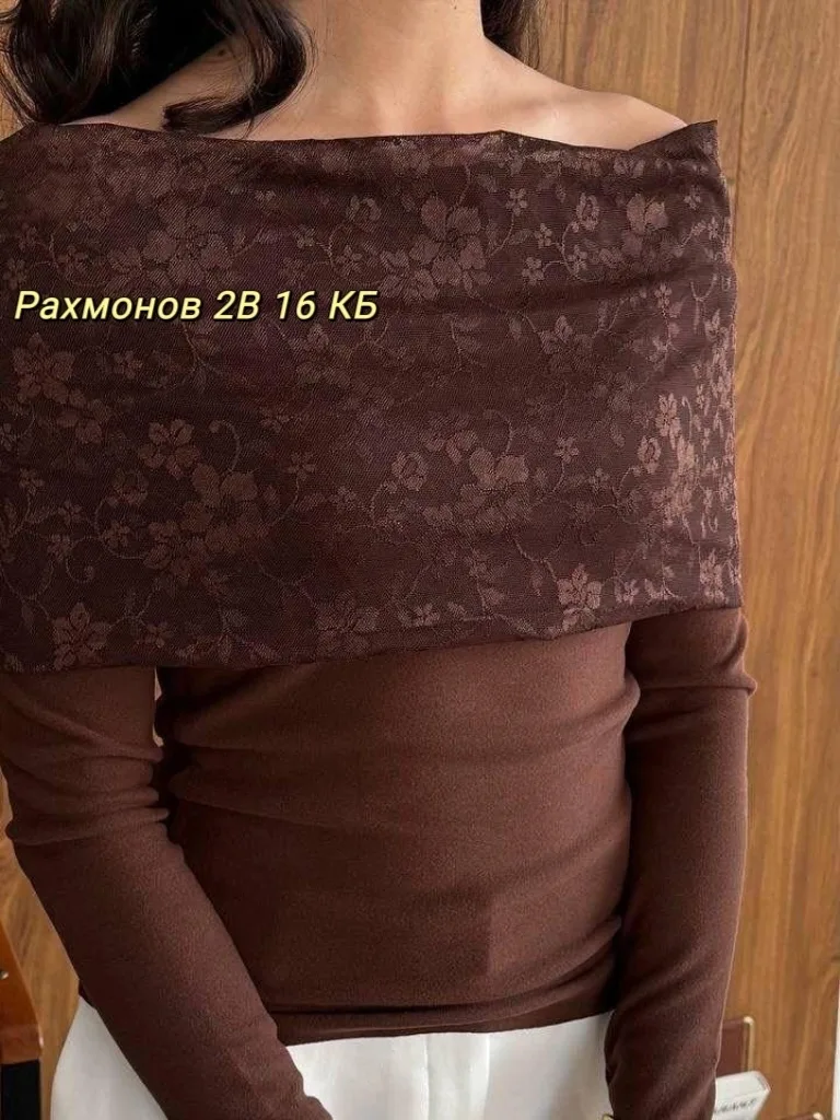 Стильная кофта-лонгслив с кружевами — фото 2