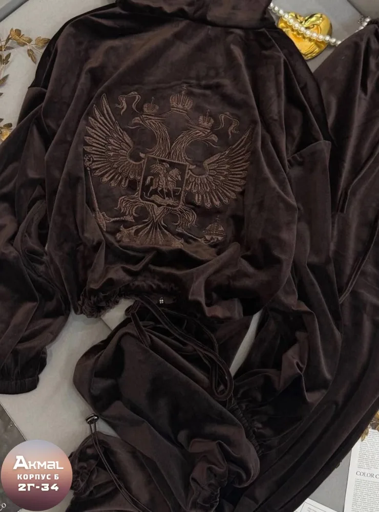 Спортивный костюм From Russia с царственным символом власти современное воплощение царственного величия, где национальны — фото 12