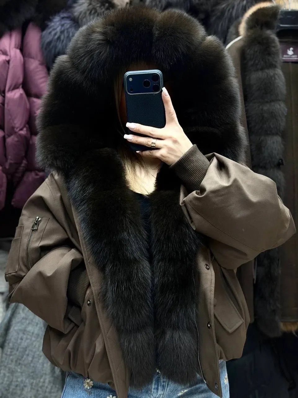 Куртка с капюшоном из натурального меха — фото 1