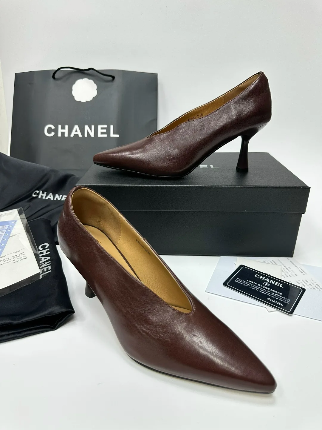 Туфли женские CHANEL, кожа Подкладка: Кожа 100 — фото 4