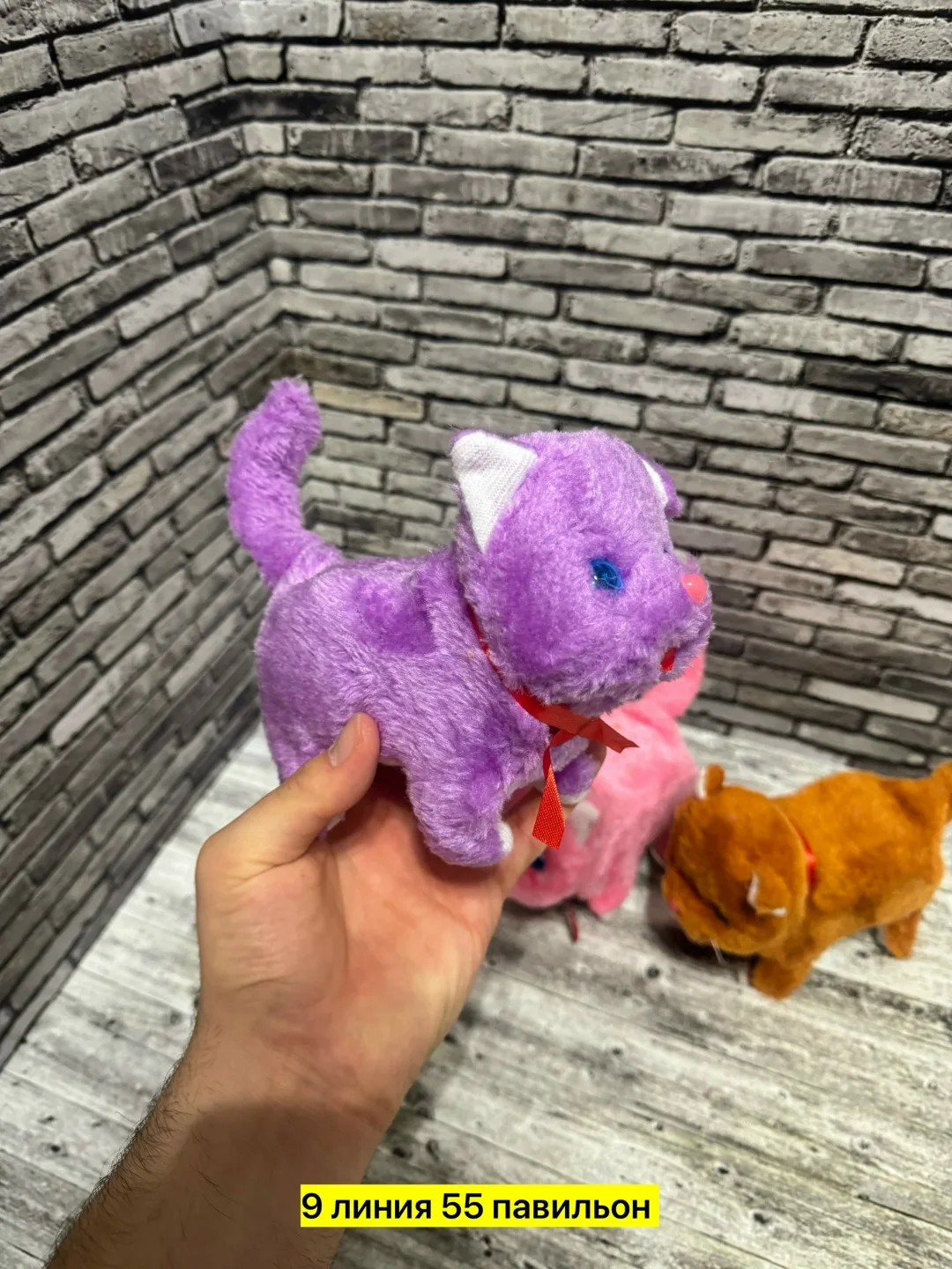 Игрушка-кошка из пластика, которая ходит и издает звуки — фото 2