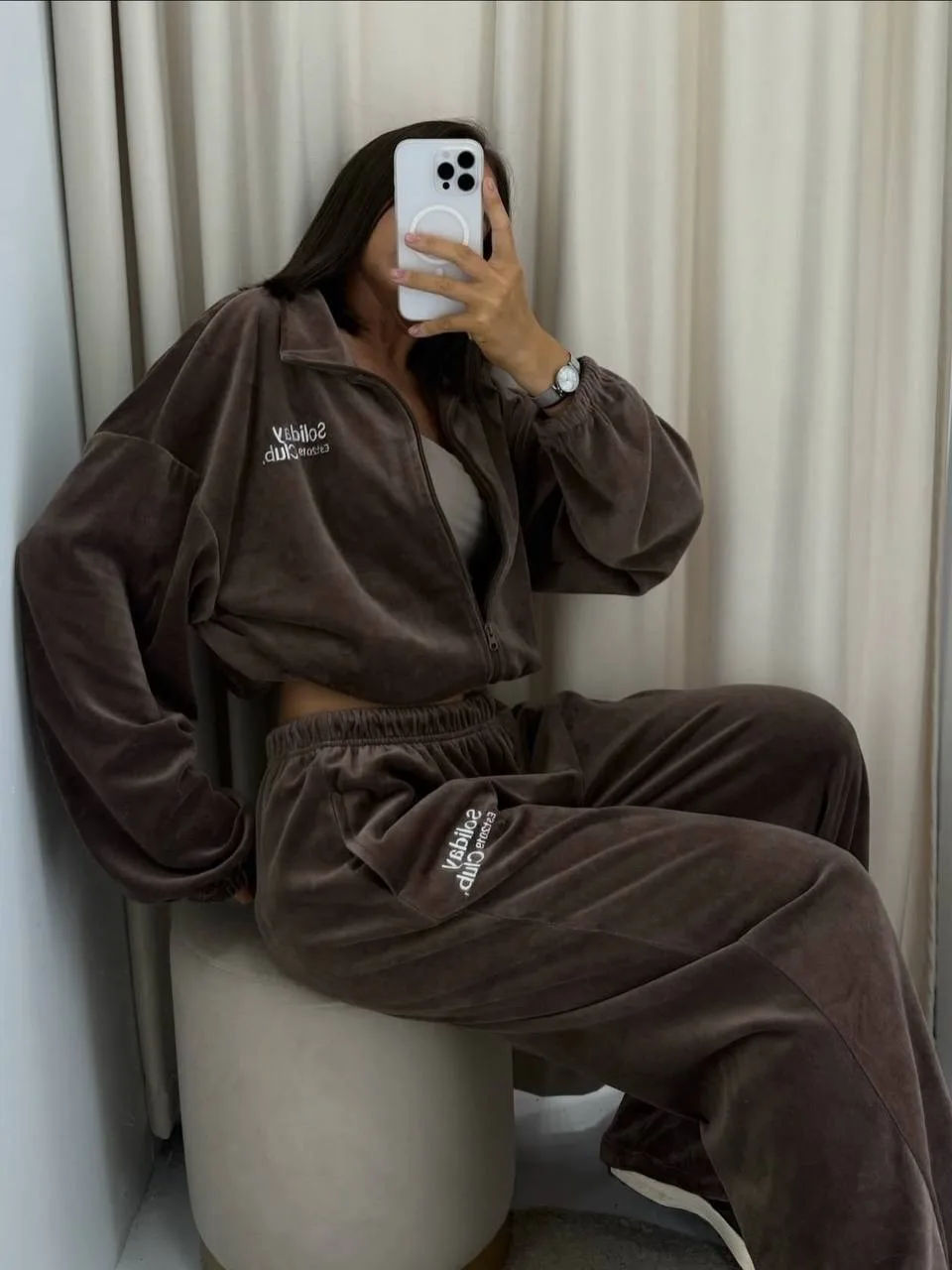 Спортивный костюм из велюра — фото 7