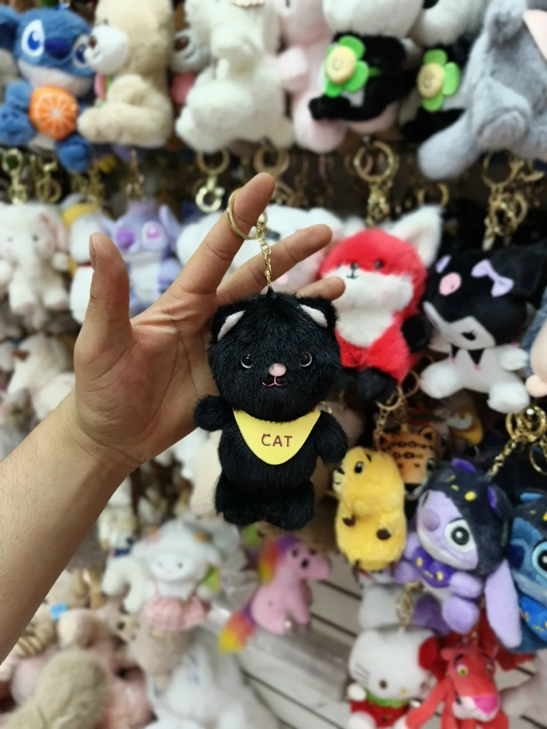 Игрушка Кошка брелок из пластика — фото 3