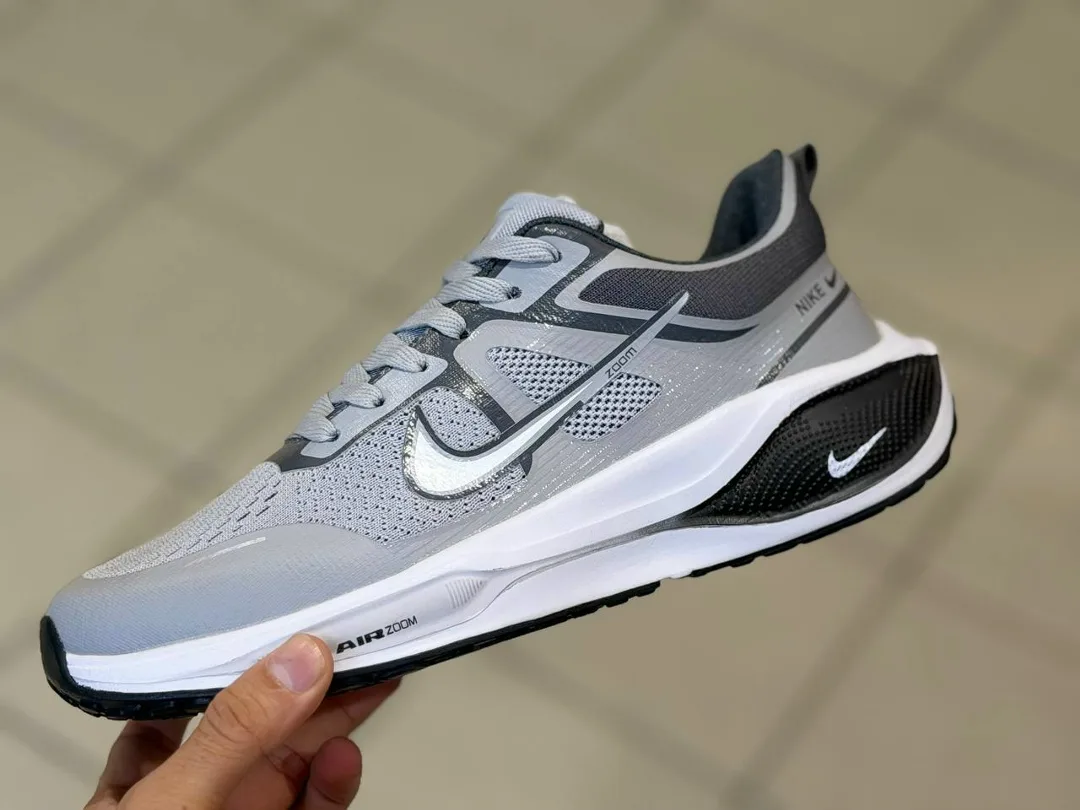Nike кроссовки — фото 3