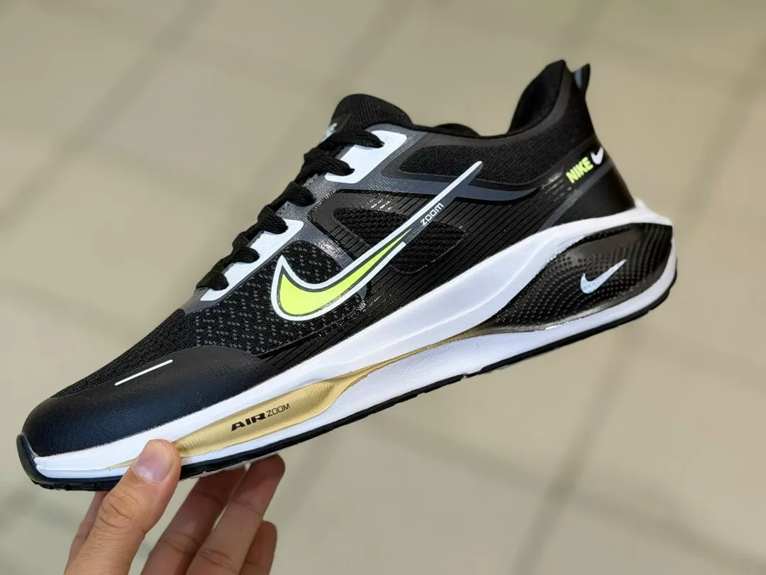 Nike кроссовки — фото 7