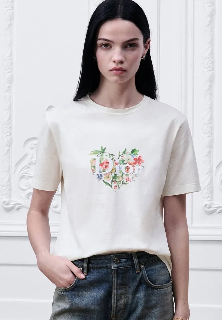 Футболка Dior хлопковая с вышивкой сердца — фото 1
