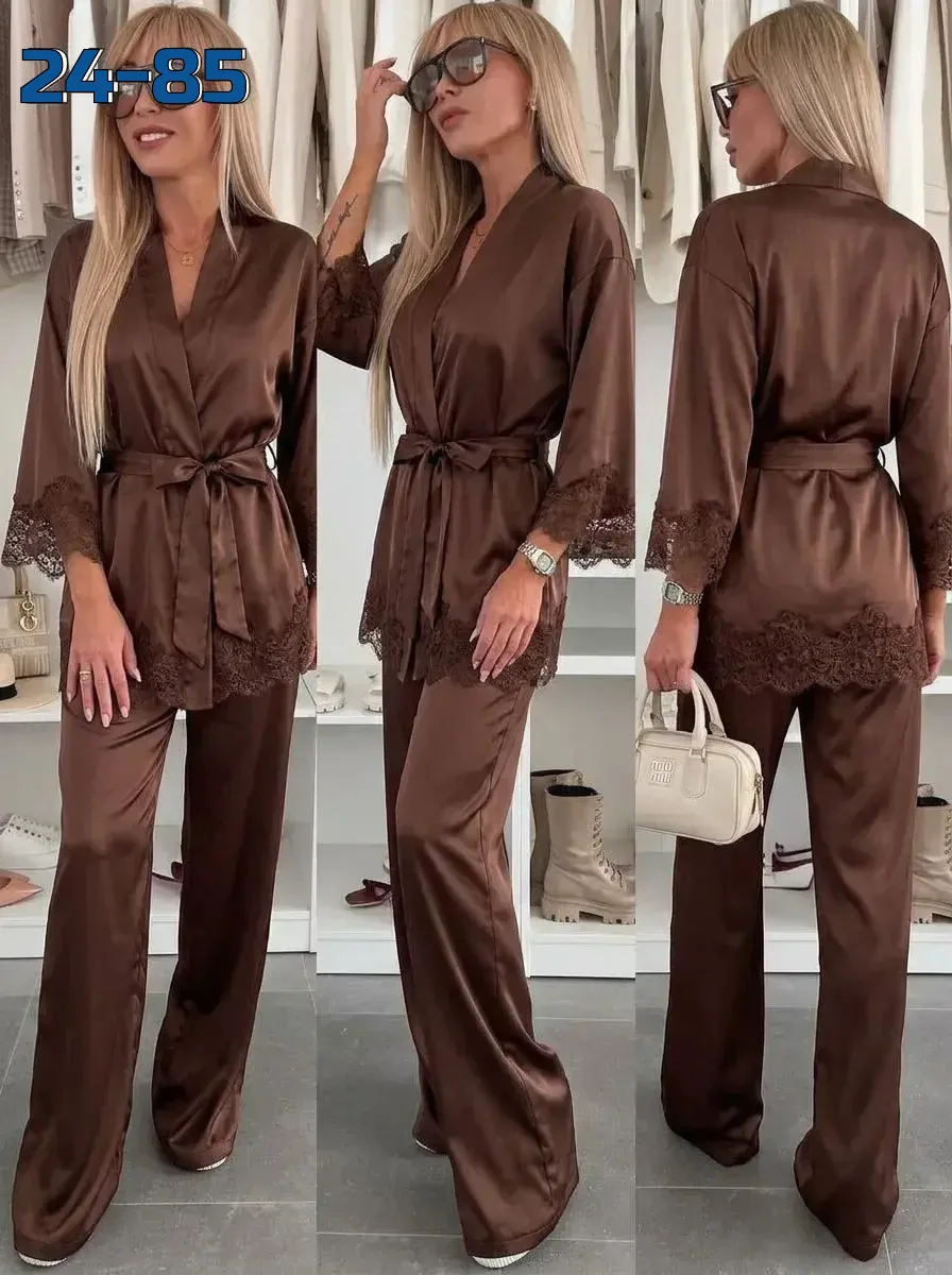Элегантный костюм из шёлка Armani с изысканным кружевом — фото 4