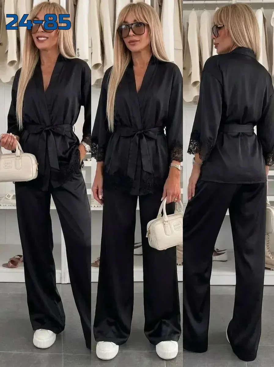 Элегантный костюм из шёлка Armani с изысканным кружевом — фото 6