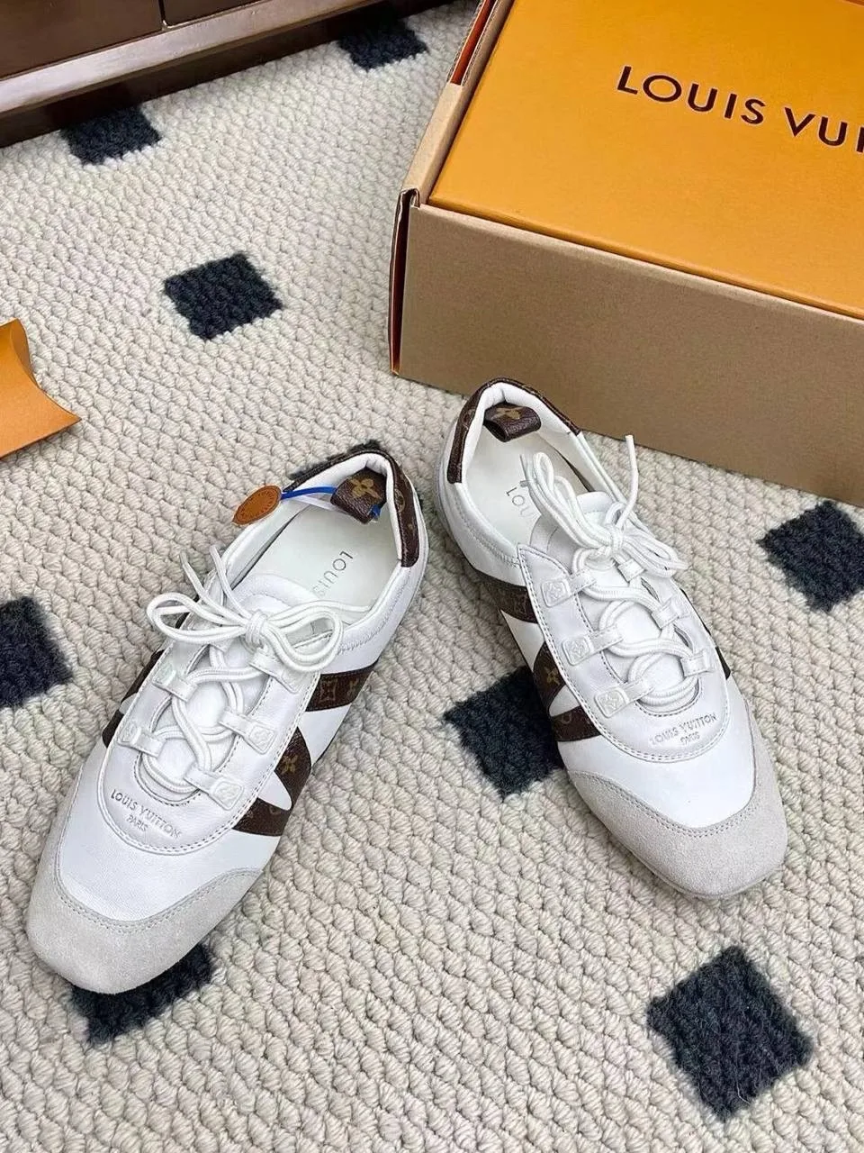 Кроссовки Louis Vuitton Sneakerina — фото 1