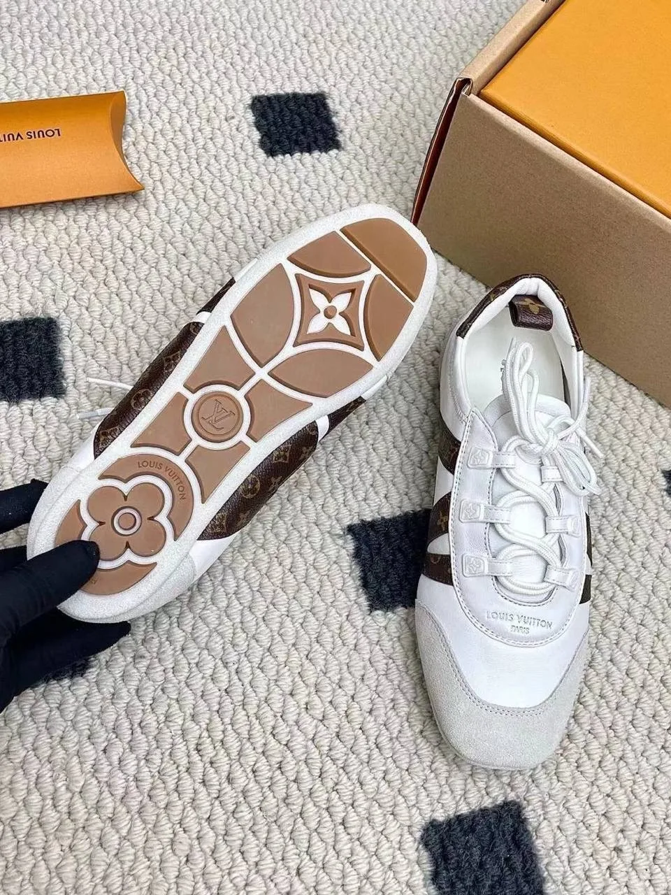 Кроссовки Louis Vuitton Sneakerina — фото 11