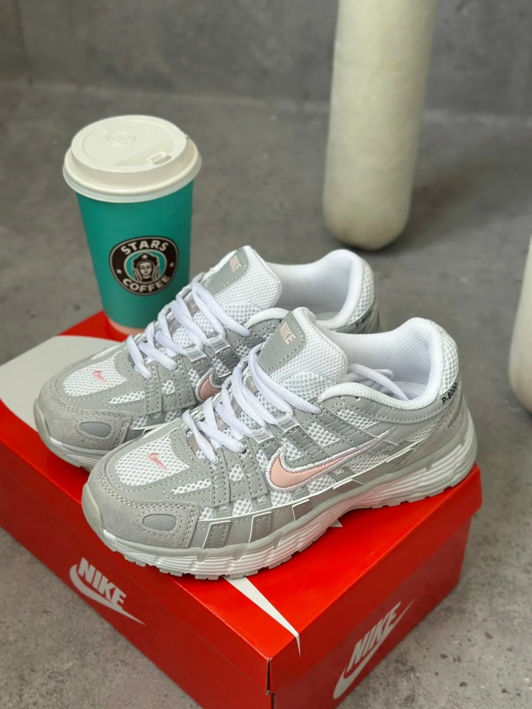 Кроссовки из эко-кожи, подходят для повседневной носки весной — фото 4
