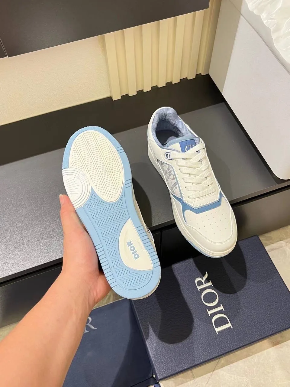 Кеды Dior B27 B27: Ходите стильно, живите ярко — фото 13
