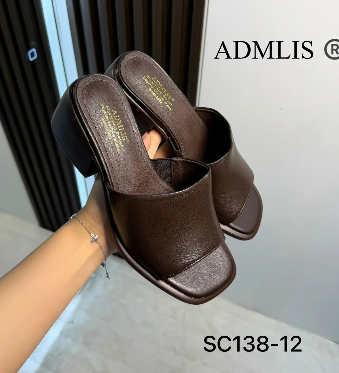 Сандалии женские — фото 1