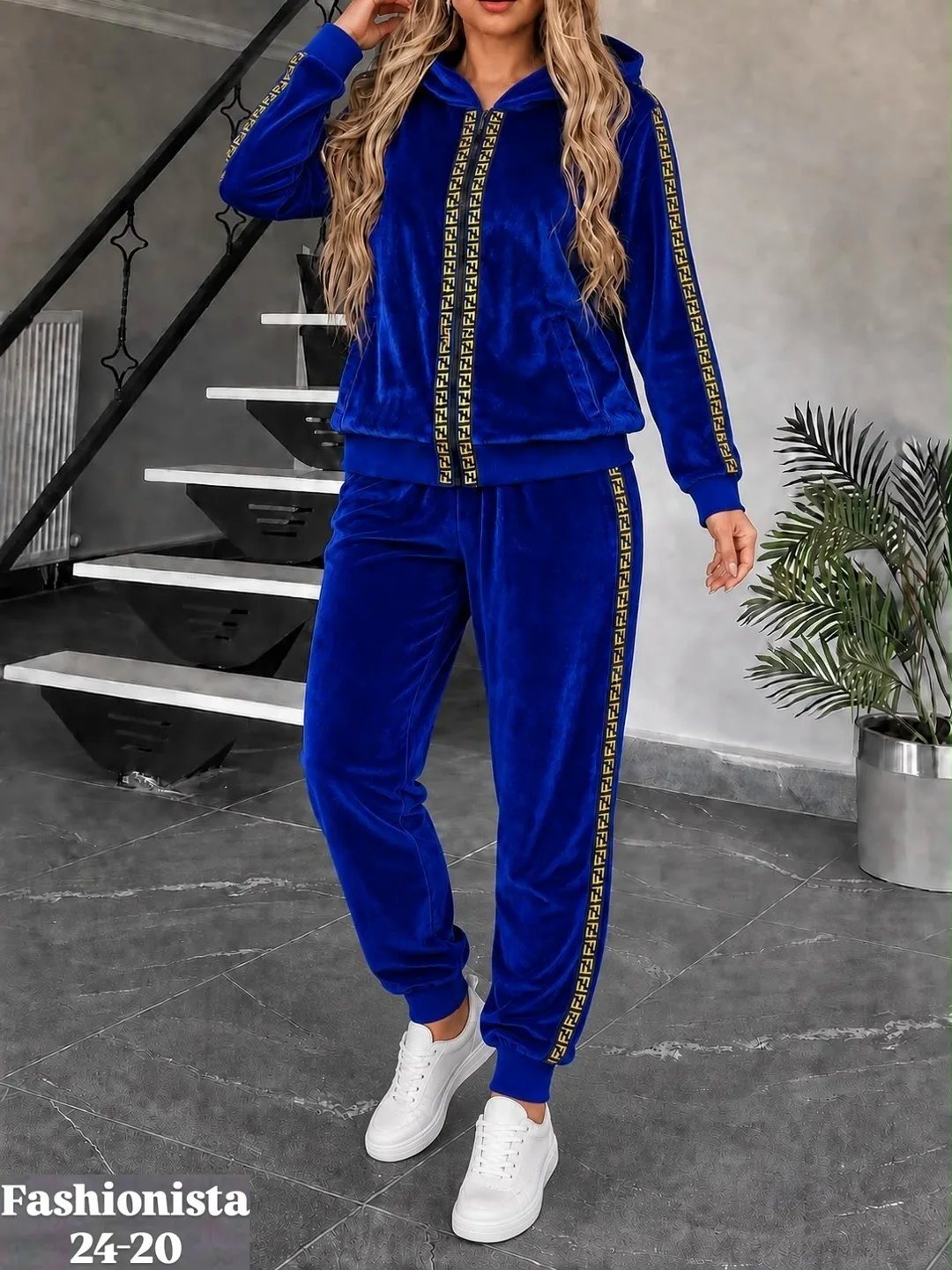 Потрясающая костюм-двойка Мияги — фото 3
