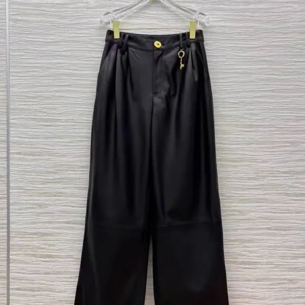 Брюки из премиальной эко кожи — фото 4