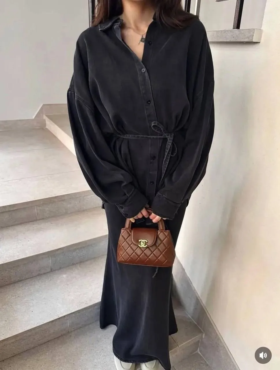Джинсовый костюм с юбкой - главный элемент стильных образов 2026 — фото 3