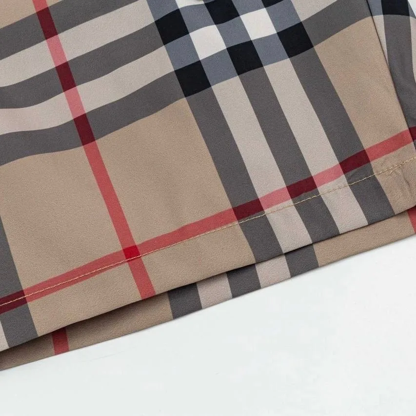 Шорты Burberry листай вправо — фото 7