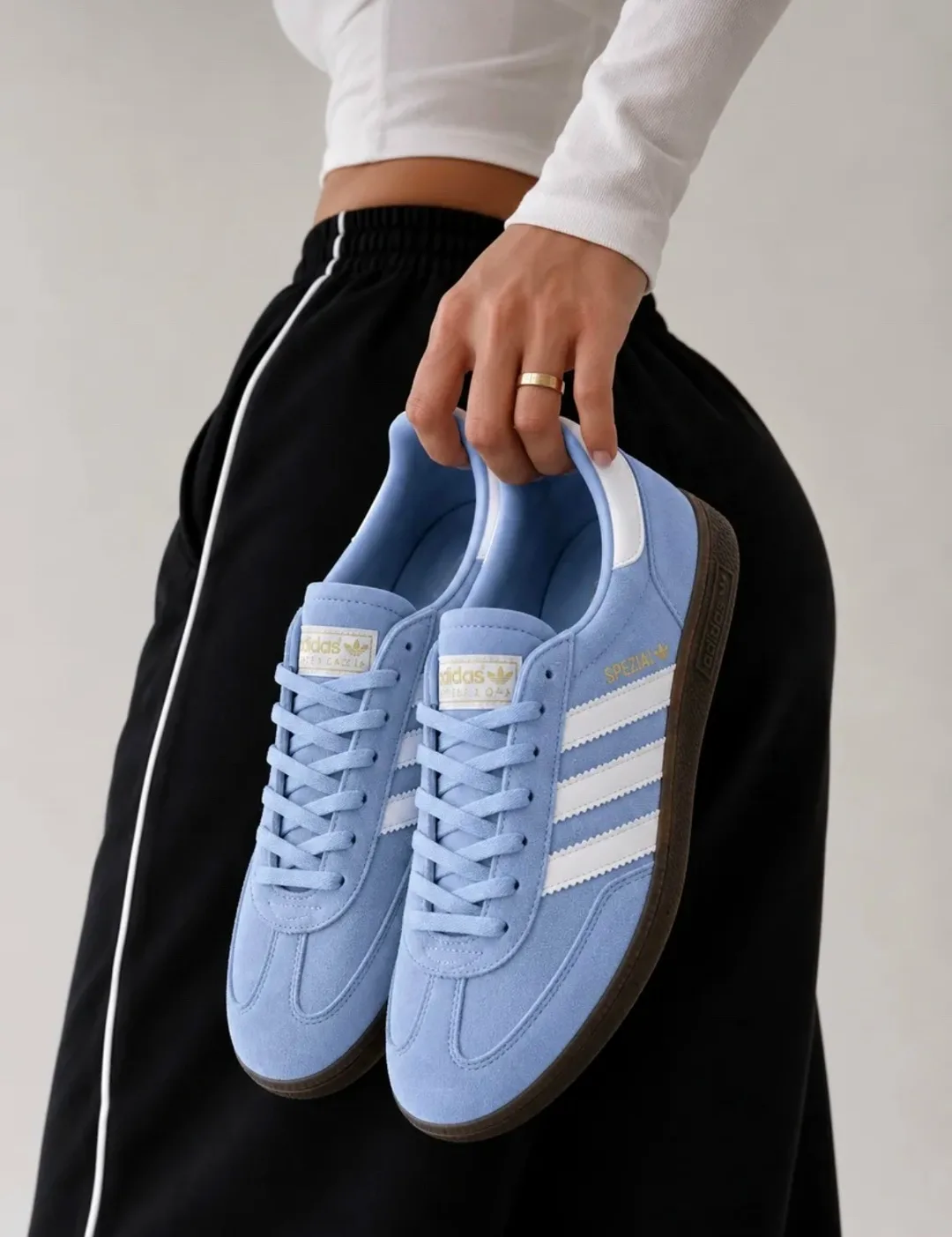 Кроссовки женские Adidas SAMBA — фото 3