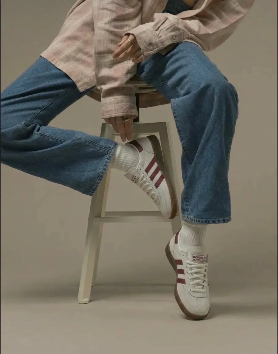 Кроссовки женские Adidas SAMBA — фото 1