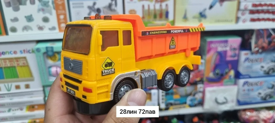 Игрушка-машинка электрическая с звуком и светом — фото 3