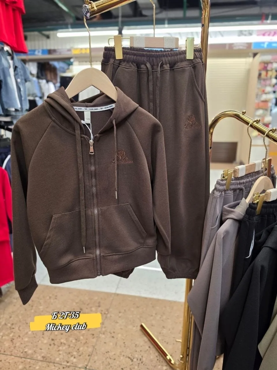 Костюм Loro Piana, свободный крой, из мягкой ткани — фото 5