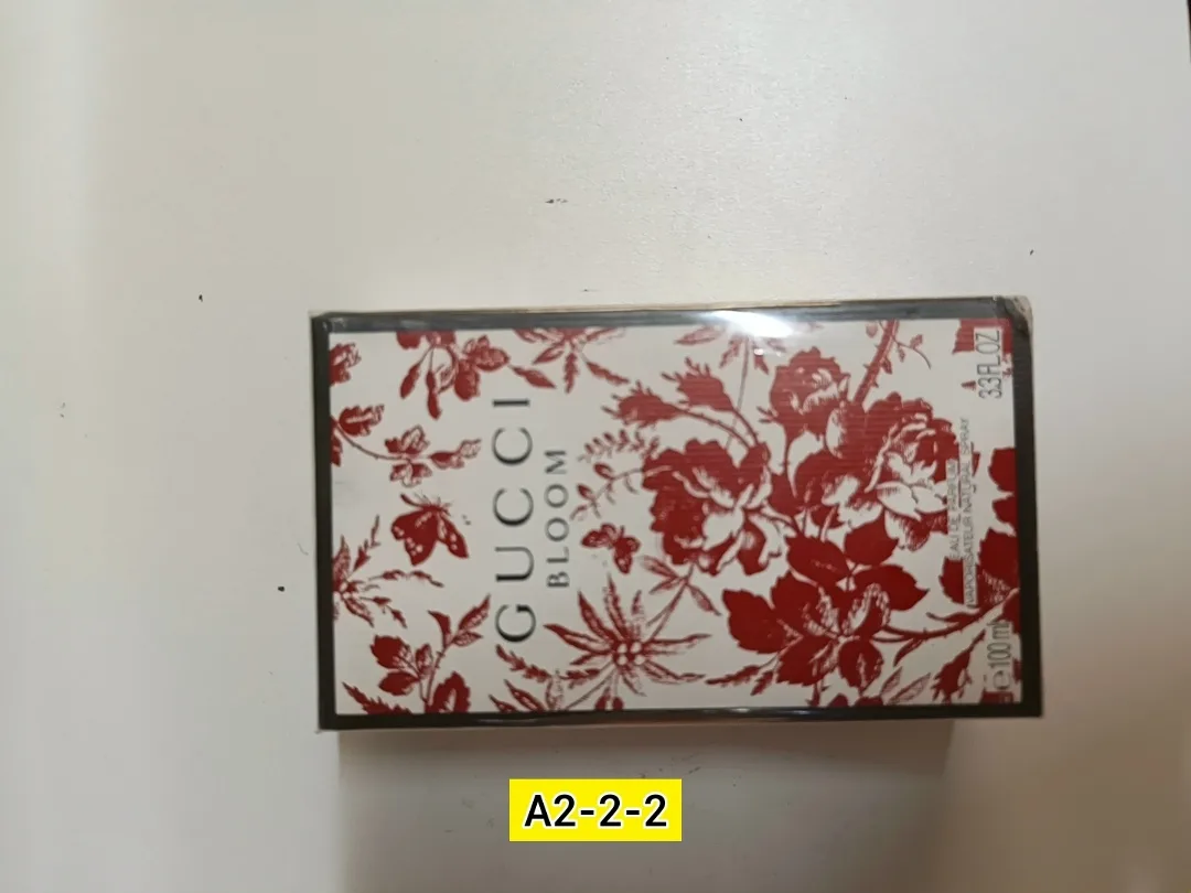 Духи Gucci Bloom цветочные