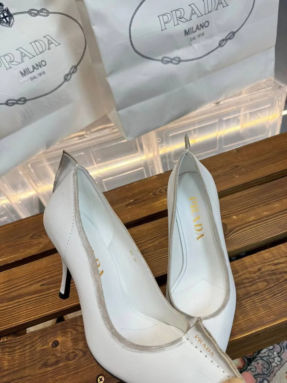 Туфли Prada Antiqued из натуральной кожи — фото 3