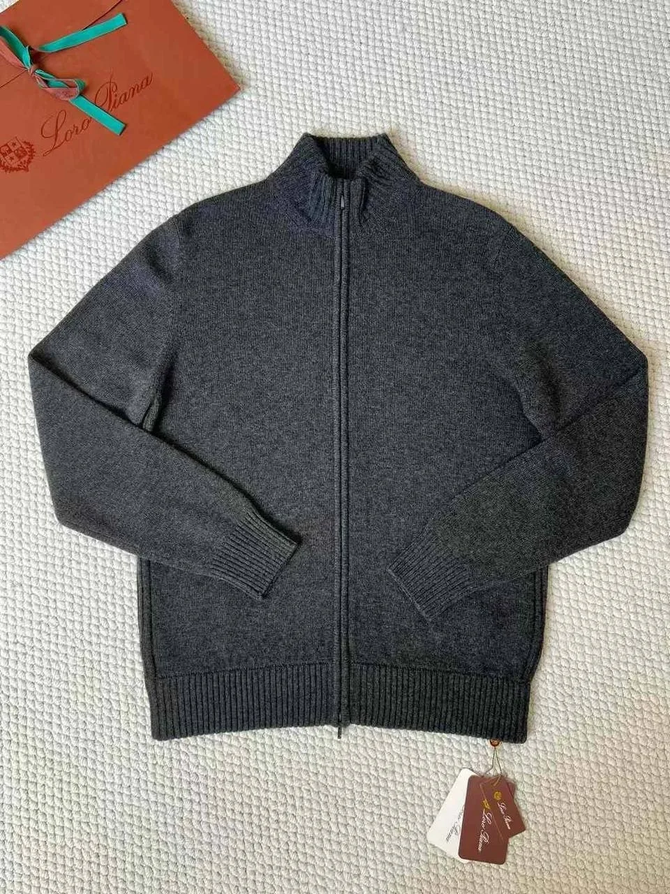 Худи Loro Piana КАШЕМИР, К КОТОРОМУ БЫСТРО ПРИВЫКАЕШЬ — фото 2