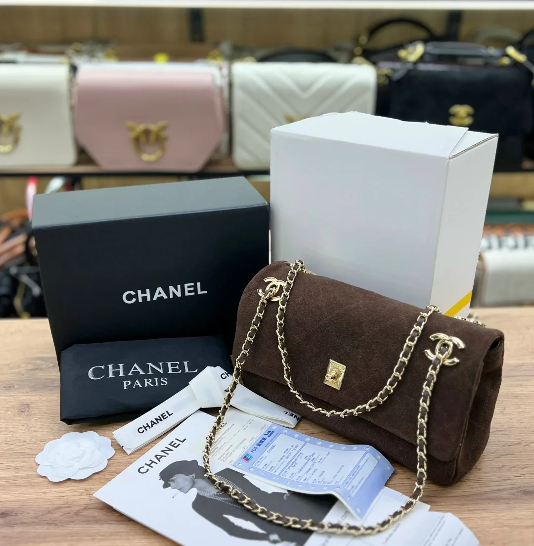 CHANEL Сумка из натуральной кожи — фото 1