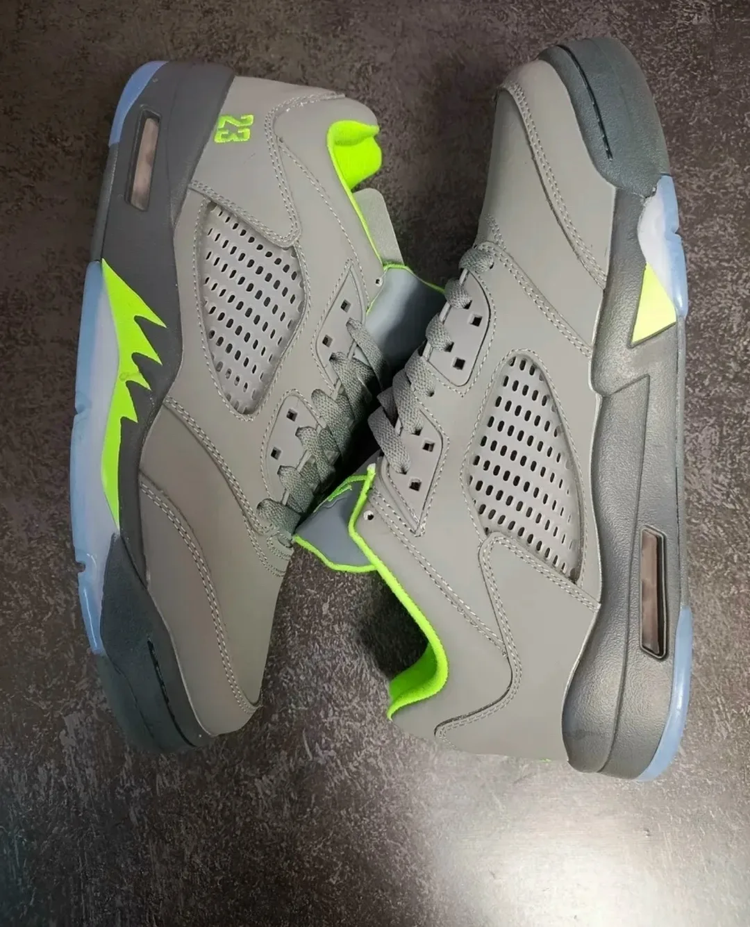 Кроссовки женские Nike Jordan — фото 3