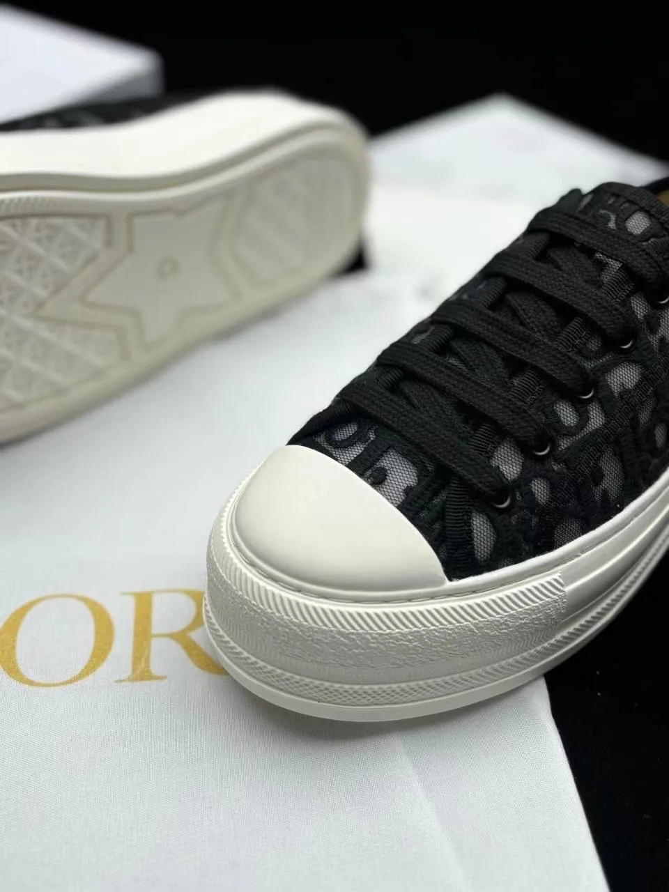 Кеды женские Walk'n'dior Platform Sneaker Видео: vk.cc/cZoSfj, джинс — фото 5