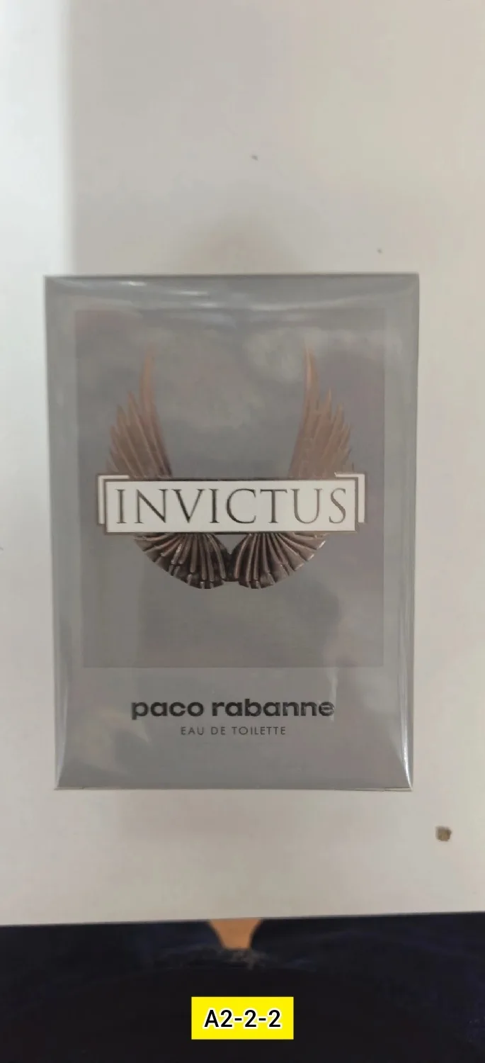 Invictus Paco Rabanne — древесный водяной парфюм