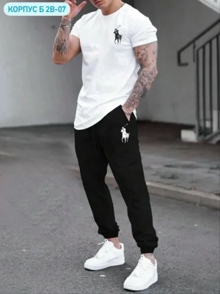 Костюм из трикотажного материала — фото 9