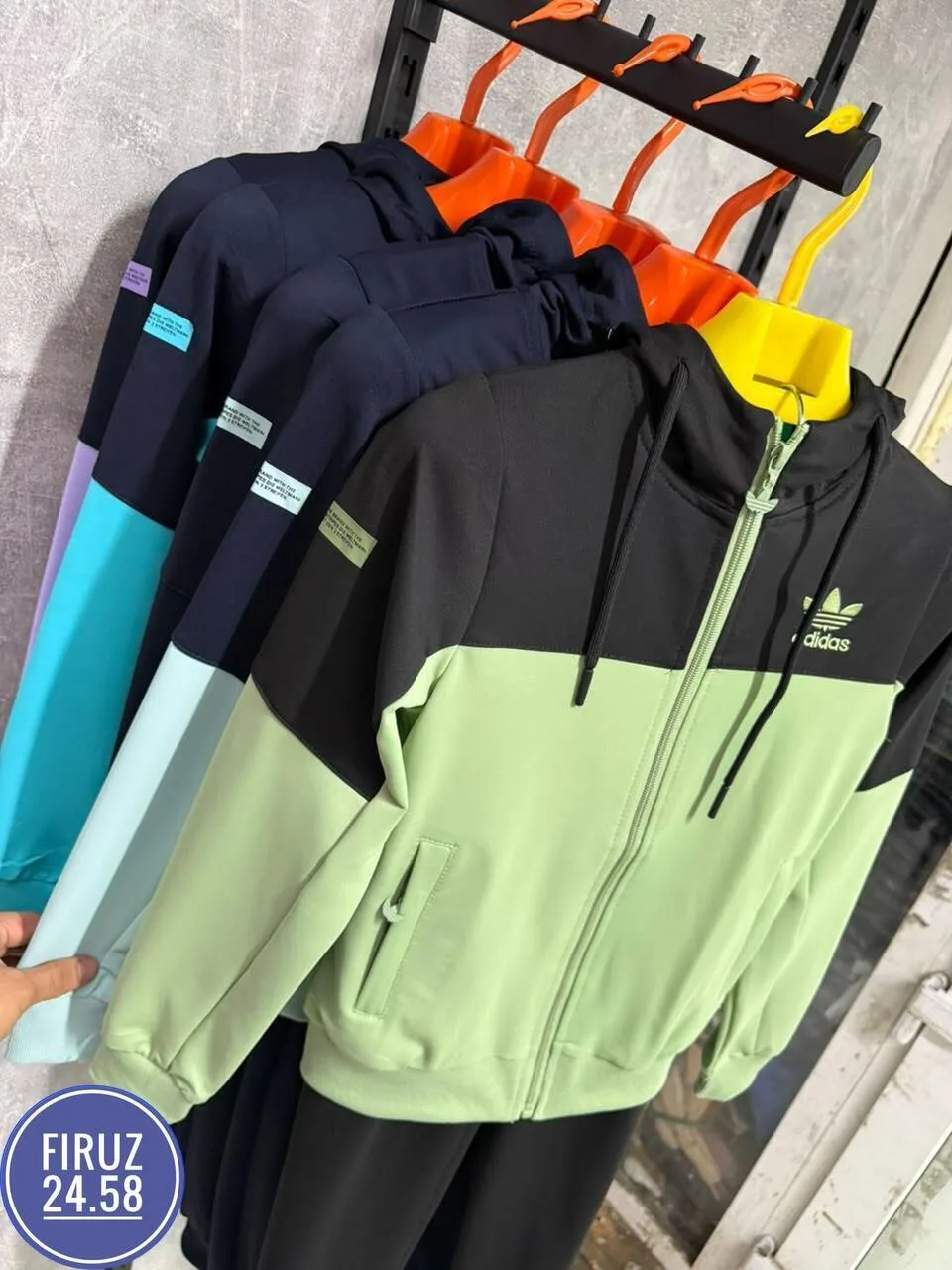 Костюм-двойка Adidas для мальчиков — фото 6