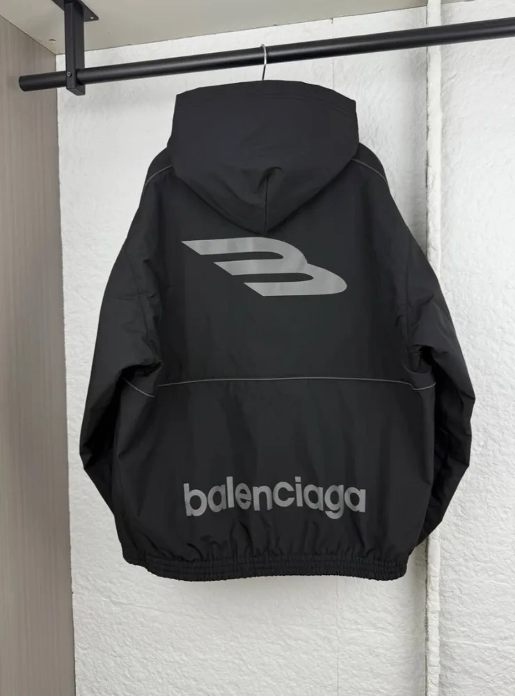 Мужская ветровка BALENCIAGA из прочной ткани Ripstop с матовым черным — фото 6