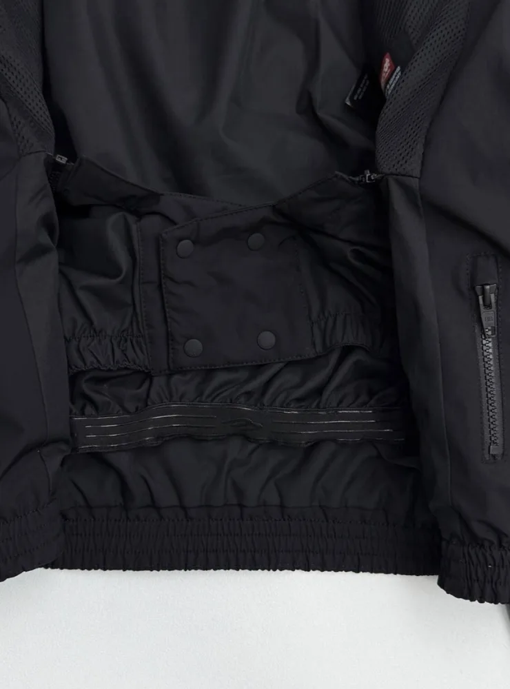Мужская ветровка BALENCIAGA из прочной ткани Ripstop с матовым черным — фото 8