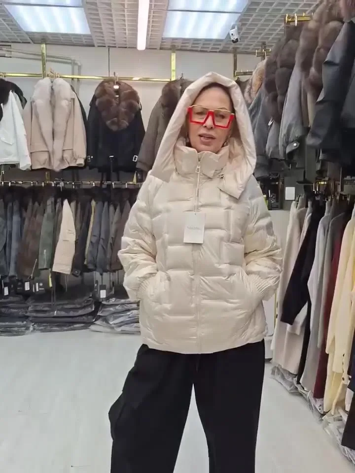 Куртка Max Mara — видео