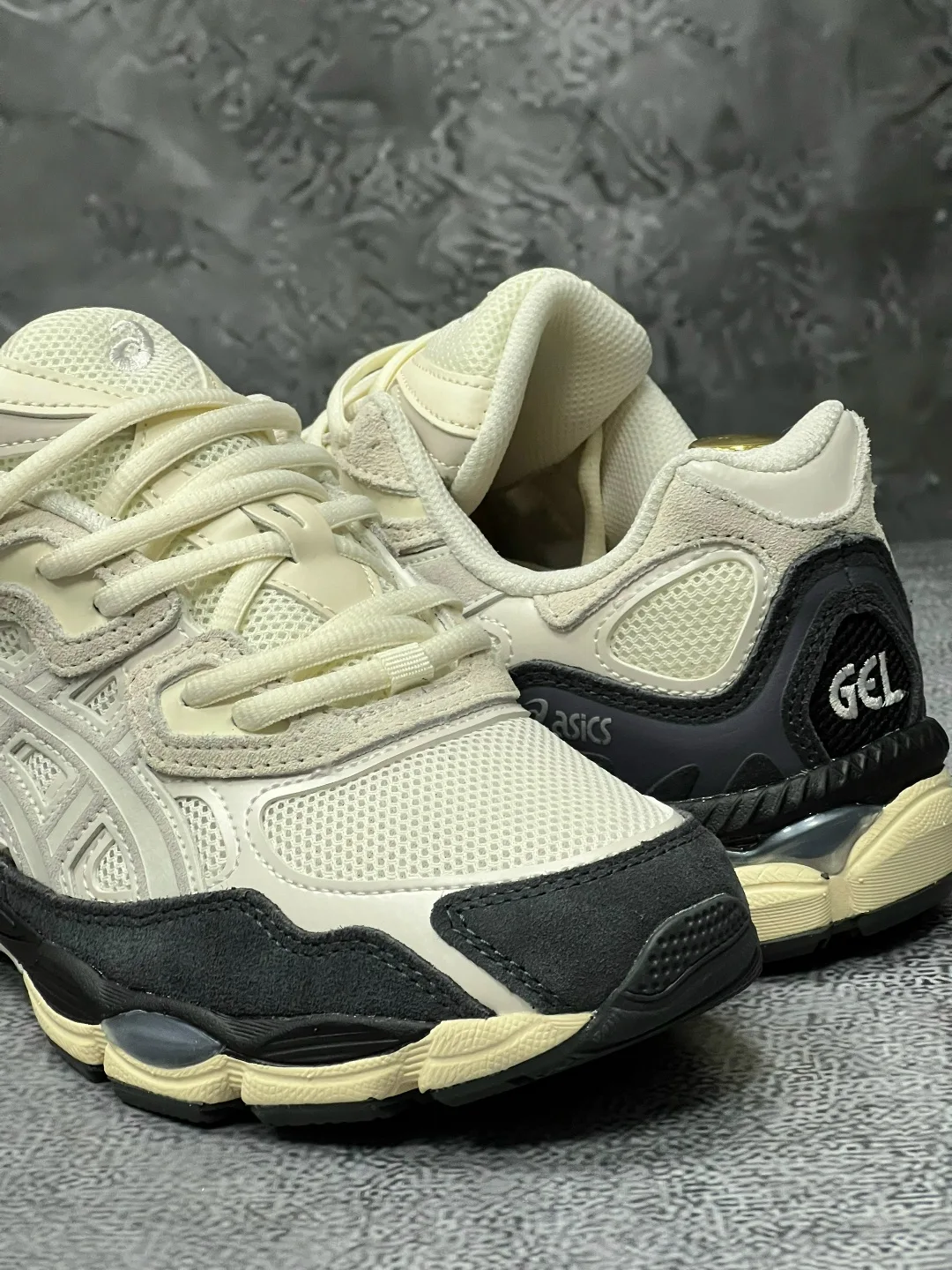 Кроссовки Asics, замша — фото 8