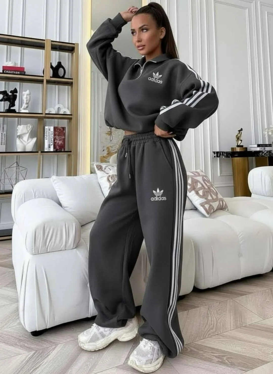 Костюм из трехнитки от бренда Adidas — фото 3