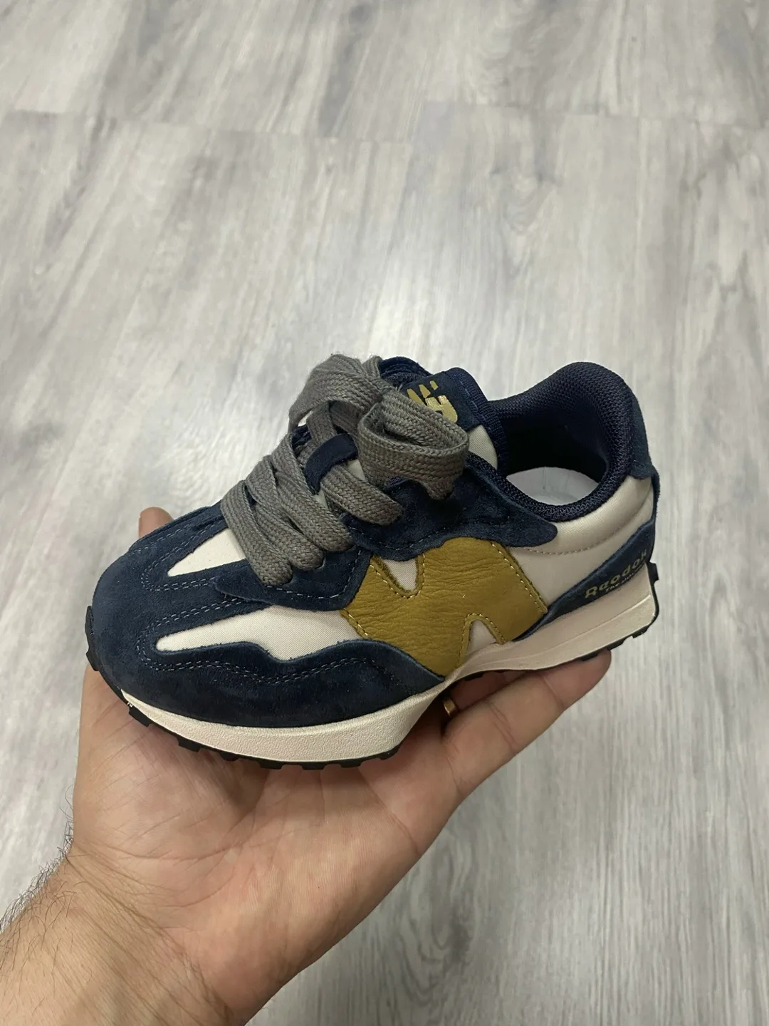 Кроссовки кожаные — фото 1