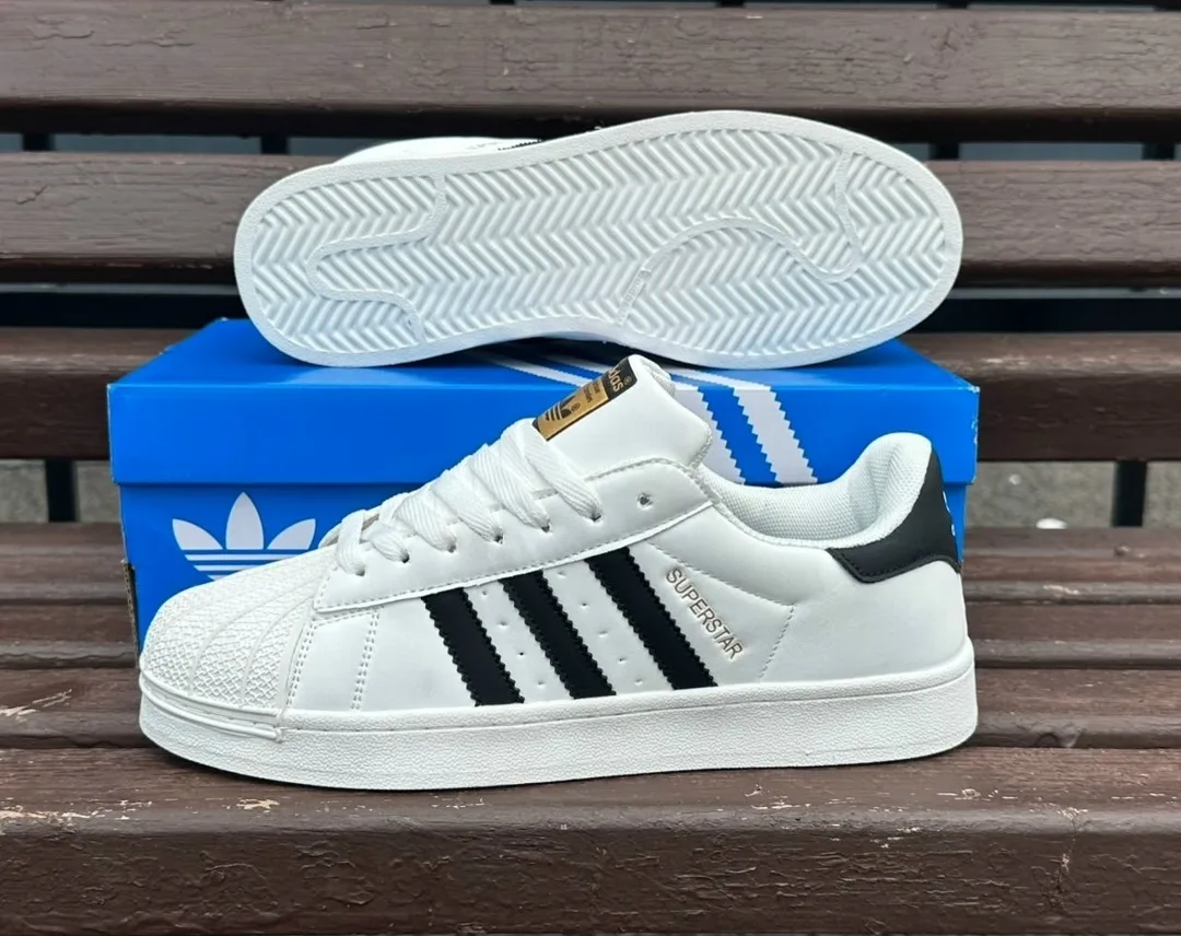 Кроссовки — фото 4