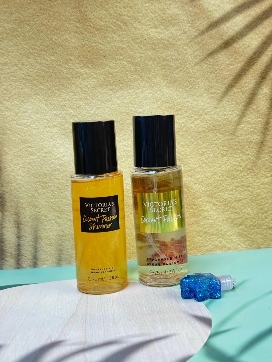 Клатч Victoria's Secret Coconut Passion Мы находимся ТК — фото 1
