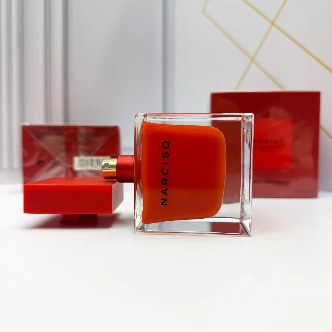 Narciso Rouge Narciso Rodriguez женский цветочно-древесно-мускусный аромат — фото 3