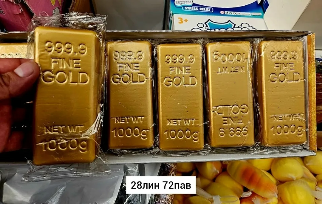 Фигурный антистресс-шоколад в виде большого золотого слитка — фото 2