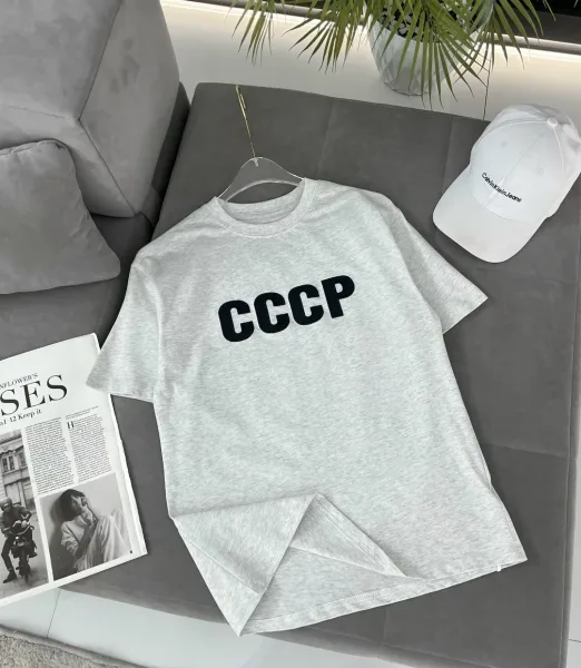 Однотонная футболка из 100 хлопка — фото 10