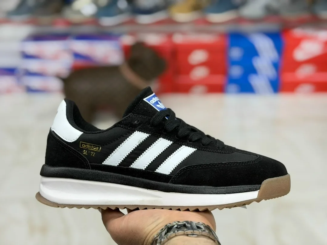 Adidas кроссовки — фото 5